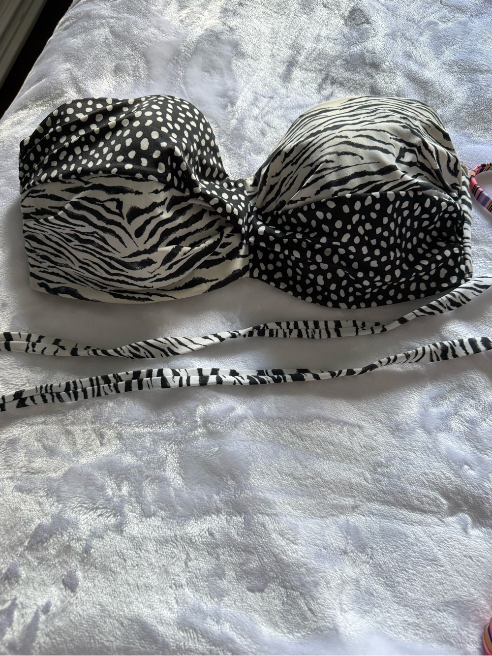 Victoria's Secret Black and White Zebra Bandeau Top size in pic
